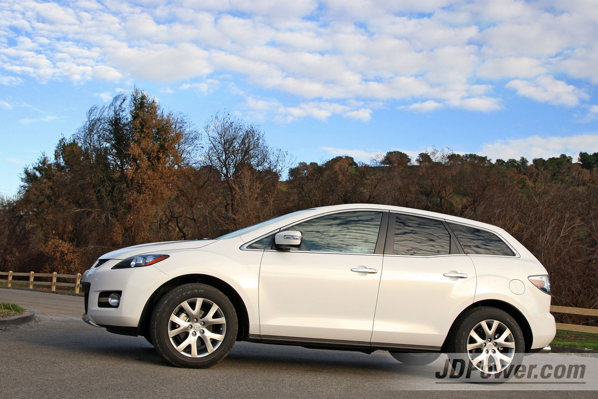 Mazda CX7 White Mazda CX7